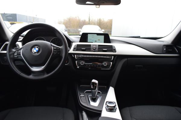 BMW 3 Serie 318i Executive Automaat Led Navi Pdc