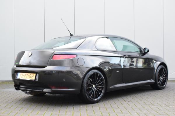 Alfa Romeo GT 2.0 JTS Distinctive Leer 18'LMV Ecc Cruise