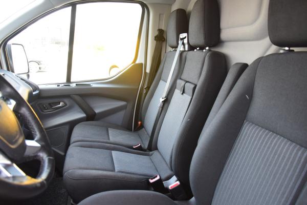 Ford Transit Custom 290 2.0 TDCI L2H1 Trend Airco Cruise Pdc Trekhaak