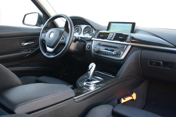 BMW 3 Serie Touring 316d Automaat Executive Luxery-Line Sportstoelen 19' M-Sport-LMV Navi Trekhaak