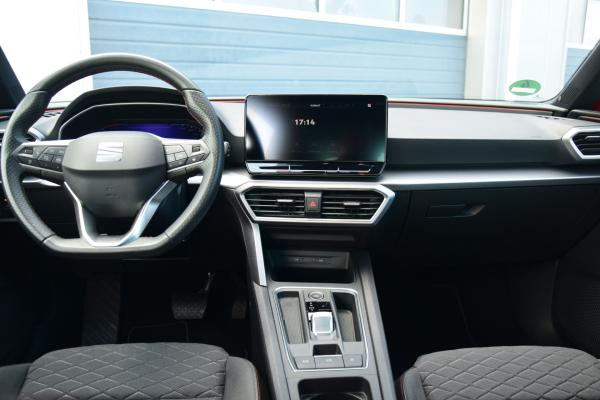 SEAT Leon 1.5 eTSI FR Launch Edition Tech/pack Led Camera Stoelverwarming