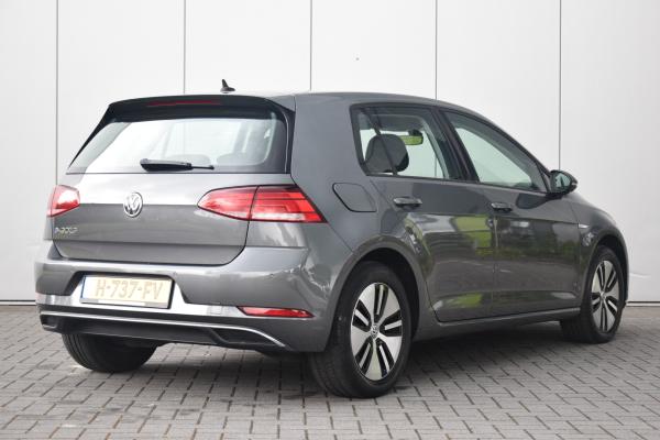 Volkswagen e-Golf E-DITION Warmtepomp Led Navi Spiegel/Bestuurders/Assistentiepakket