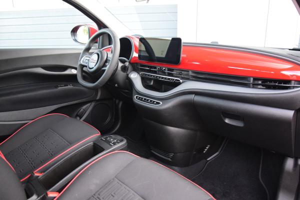 Fiat 500 RED 24 kWh Ecc Cruise Navi Dab Bluetooth 13dkm!