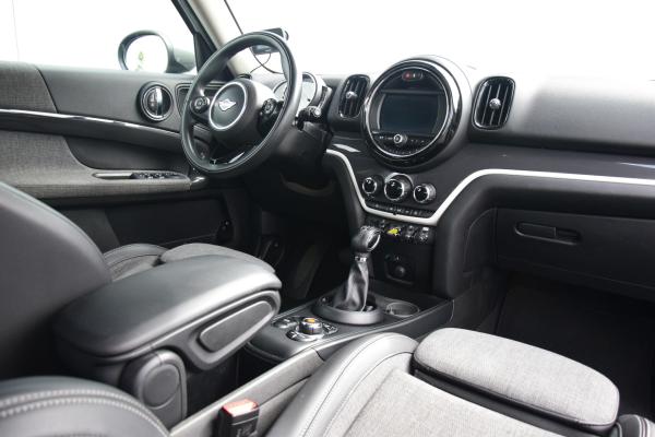 MINI Countryman 2.0 Cooper S E ALL4 Salt Led Navi Sportstoelen Pdc