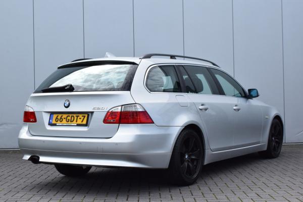 BMW 5 Serie Touring 520i Corporate Lease Introduction Navi Leer Trekhaak/wegklapbaar