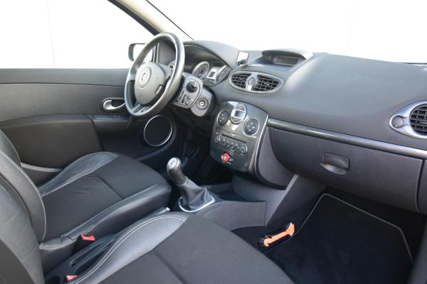 Renault Clio 1.6-16V Dynamique S VERKOCHT
