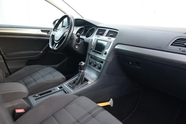Volkswagen GOLF Variant 1.0 TSI Business Edition Connected Navi/Camera Priv/Glass Sportstoelen Pdc Ecc Cruise 18'