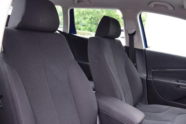 Volkswagen Passat Variant 2.0 FSI Comfortline Trekhaak APK tot 14-11-2026