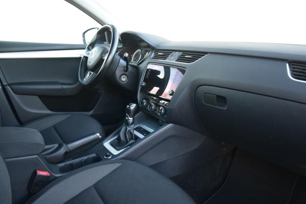 Škoda Octavia Combi 1.6 TDI Greentech Ambition Business Navi Stoelverwarming Priv/Glass Ecc Cruise Trekhaak