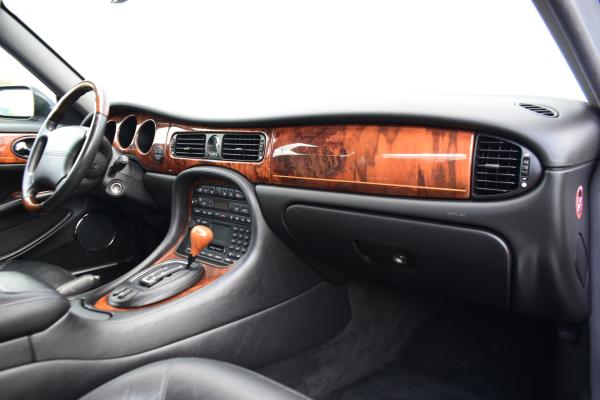 Jaguar XJ 3.2 V8 Executive Automaat