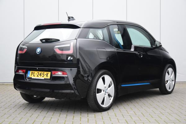 BMW i3 Basis 94Ah 33 kWh Warmtepomp Stoelverwarming Navi/Camera Comfort/Parkeerpakket