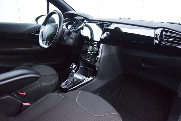 Citroën DS3 1.6 So Chic Ecc Cruise 17'LMV