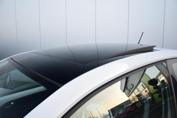 Volkswagen up! 1.0 BMT up! 55KW beats Pano/Dak Lmv