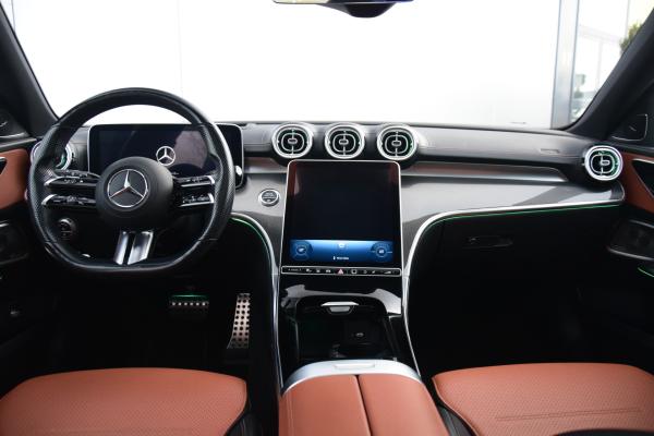 Mercedes-Benz C-Klasse Estate 300 d AMG Line Pano/Dak HU Burmeister Leer/Verwarmd
