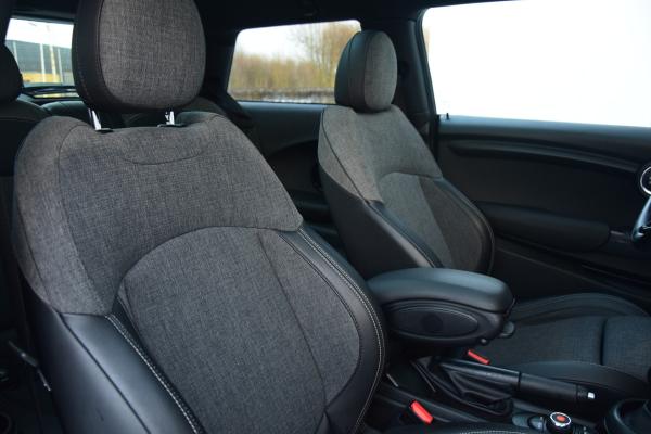 MINI Mini 1.5 Cooper Salt John Cooper Works Package Priv/Glass Schuifdak Led 18'