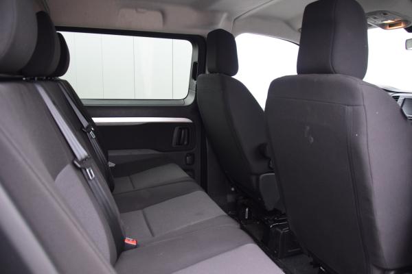 Peugeot Expert 2.0 BlueHDI 180 S&S DC 2x Schuifdeur Navi/Camera/Dab Priv/Glass Trekhaak SUPERCOMPLEET!