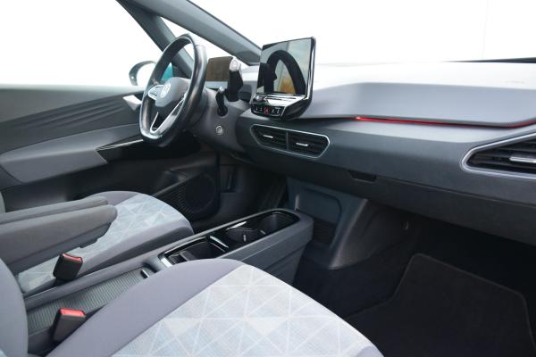 Volkswagen ID.3 Pro 58 kWh SOH 90% Stoel/Stuur/Verwarmd Led Navi/Dab Trekhaak/afneembaar