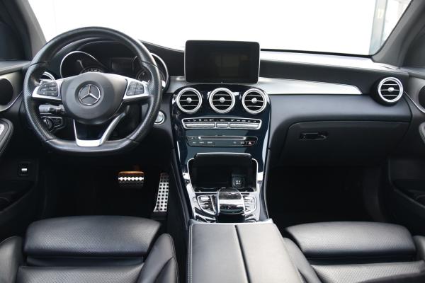 Mercedes-Benz GLC 250 d 4MATIC Ambition Pano/dak AMG-Line Leer/Sportstoelen Led