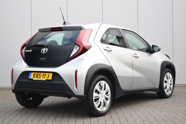 Toyota Aygo X 1.0 VVT-i MT Play Audio/Camera Airco Cruise