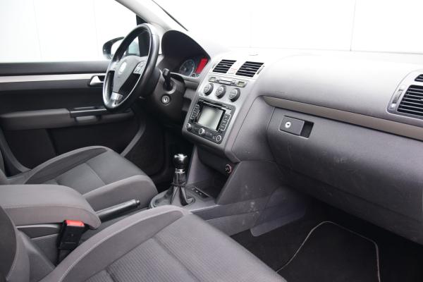 Volkswagen Touran 1.4 TSI Highline 7persoons!