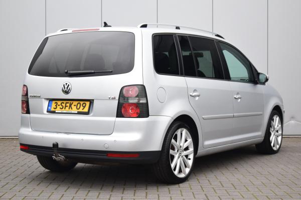 Volkswagen Touran 1.4 TSI Highline 7persoons!