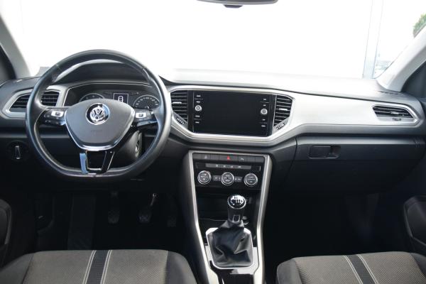 Volkswagen T-Roc 1.0 TSI Style Navi/Camera/Dab/Carplay Ecc Cruise/Adaptive Trekhaak/afneembaar