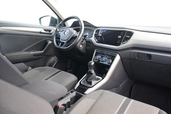 Volkswagen T-Roc 1.0 TSI Style Navi/Camera/Dab/Carplay Ecc Cruise/Adaptive Trekhaak/afneembaar