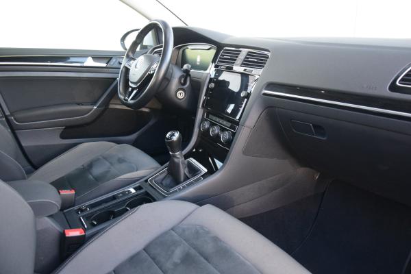 Volkswagen Golf 1.5 TSI Highline Digi/Cockpit Navi Ecc Cruise/Adaptive
