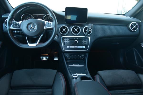 Mercedes-Benz A-Klasse 180 Ambition AMG Line Led Priv/Glass Licht/Zichtpakket 60dkm!