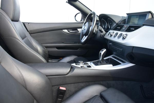 BMW Z4 Roadster sDrive35i Introduction