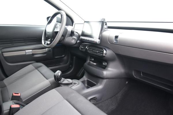 Citroën C4 Cactus 1.2 PureTech Shine Airco Cruise Priv/Glass