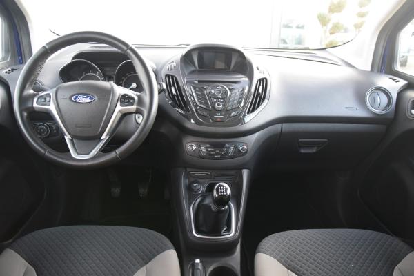 Ford Tourneo Courier 1.0 Titanium 2x schuifdeur Priv/Glass Trekhaak