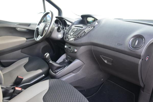 Ford Tourneo Courier 1.0 Titanium 2x schuifdeur Priv/Glass Trekhaak