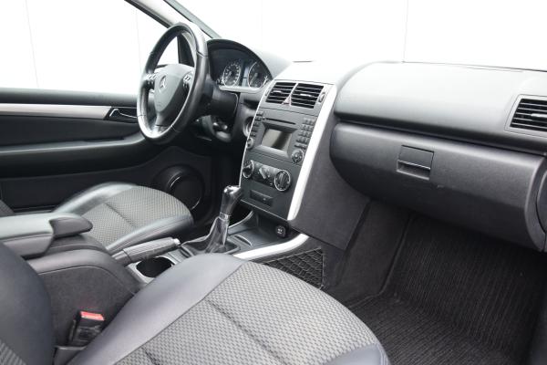 Mercedes-Benz A-Klasse 160 BlueEFFICIENCY Business Class Avantgarde