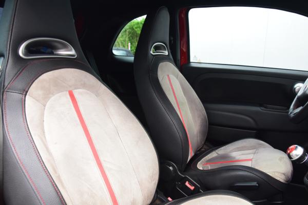 Fiat 500 0.9 TwinAir Plus Sport Kit Abarth Priv/Glass Sportstoelen/Alcantara Bi-Color