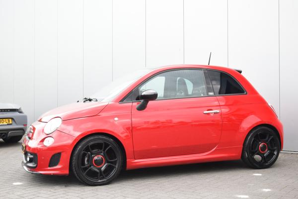 Fiat 500 0.9 TwinAir Plus Sport Kit Abarth Priv/Glass Sportstoelen/Alcantara Bi-Color