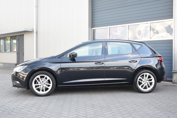SEAT Leon 1.4 TSI Style Navi Leer/stoelverwarming Sound/pakket Pdc