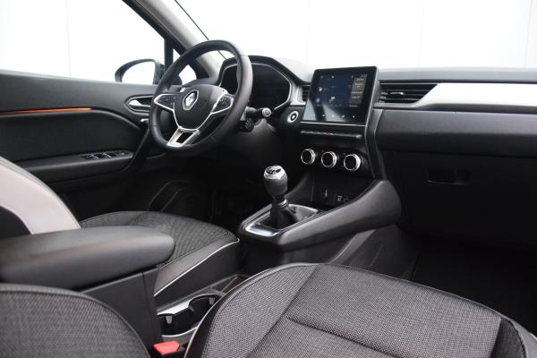 Renault Captur 1.0 TCe 100 Intens Navi/Carplay Led Priv/Glass Trekhaak