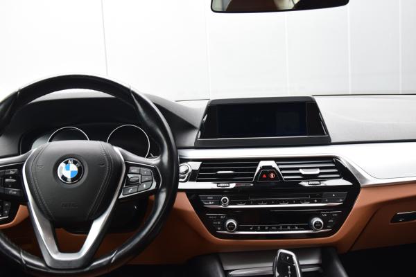 BMW 5 Serie 520d EDE High Executive Camera Display-Key Led Trekhaak/Elektrisch