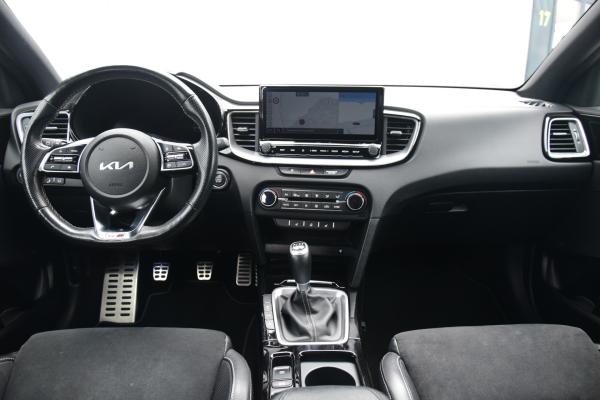 Kia ProCeed 1.0 T-GDi GT-PlusLine Led Navi/Camera Pdc Stoel/Stuur/Verwarmd Trekhaak/afneembaar