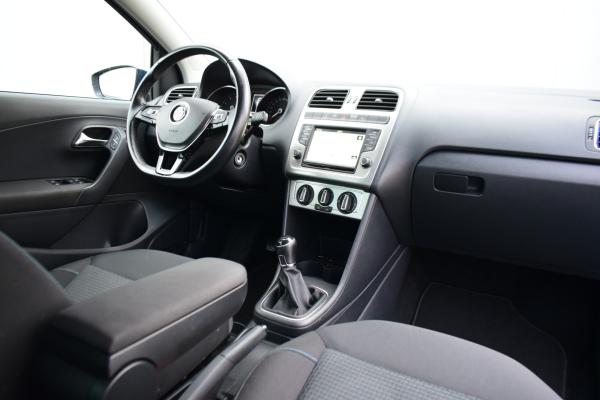Volkswagen Polo 1.0 BlueMotion Edition Priv/Glass Navi/Carplay Airco Cruise Pdc