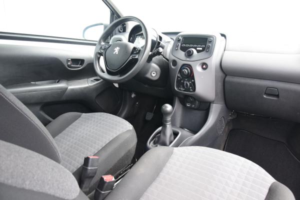 Peugeot 108 1.0 e-VTi Active Airco Audio/Bluetooth/DAB