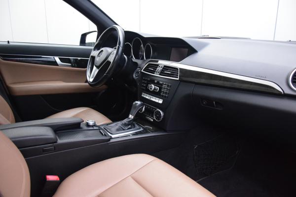 Mercedes-Benz C-Klasse 200 CDI Business Class Avantgarde Leer Schuifdak NL-geleverd!