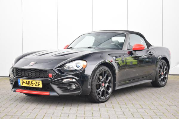 Fiat 124 Spider 1.4 MultiAir Turbo Abarth Pack/Premium Keyless Camera Leer/Alcantara/Verwarmd
